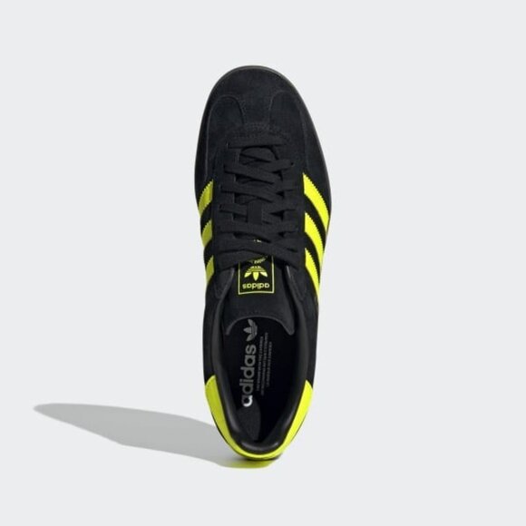 Adidas SL 72 RS shoe in the \'Core Black/Solar Yellow\' colorway Sz 8 Mens main image 2